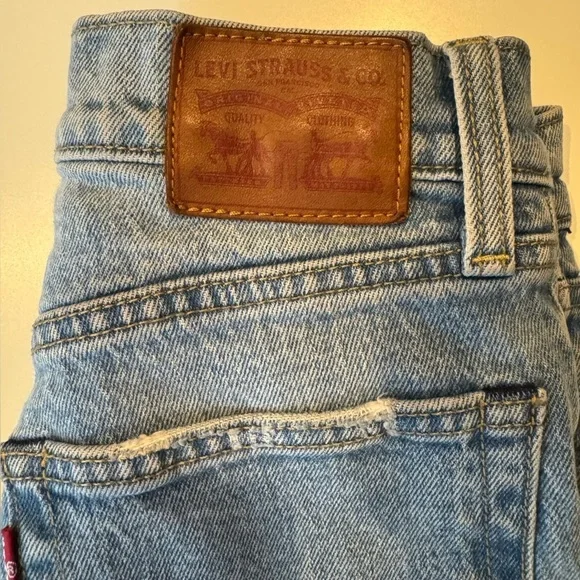 Levi's Wedgie Straight Leg Raw Hem Cropped Rough Tide Jeans Women’s size 26 - Picture 9 of 16